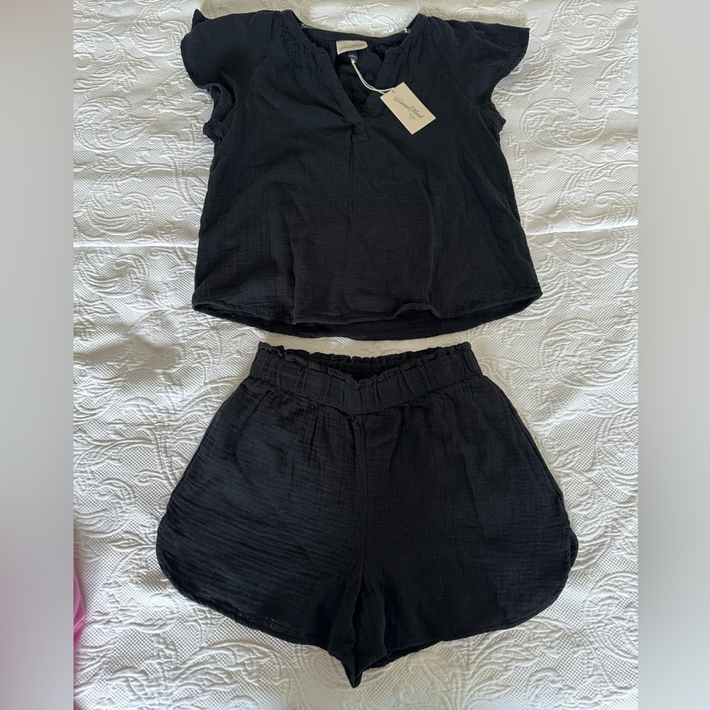 Black linen two piece set